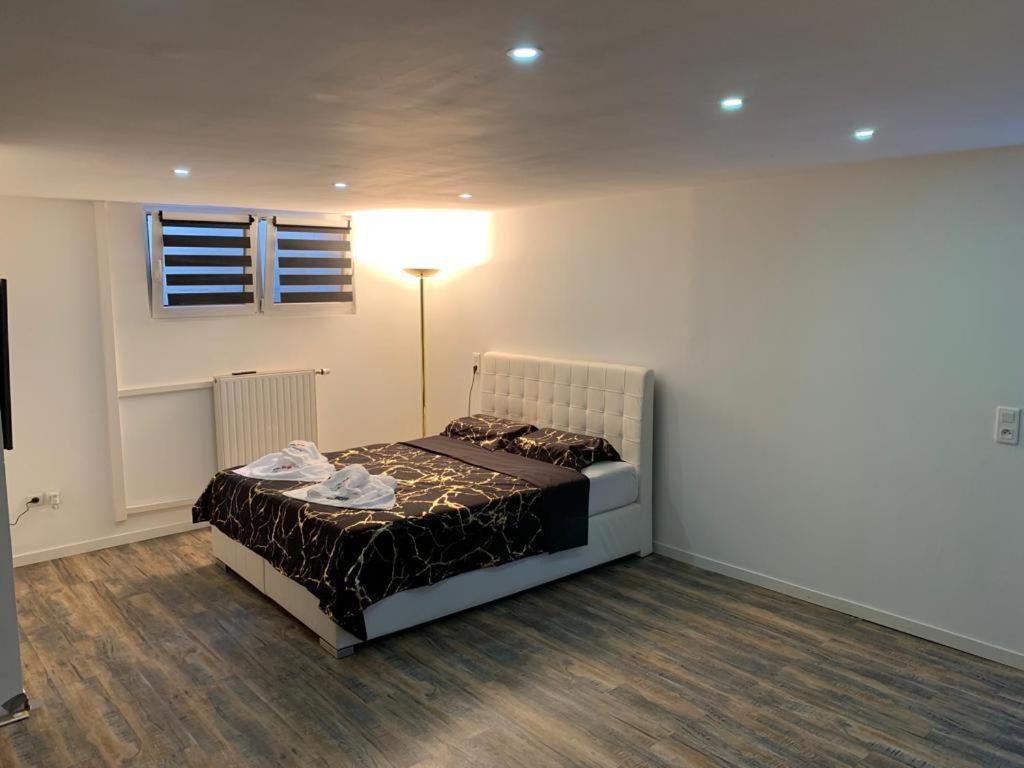Studio 45M2 Tres Calme Village-Neuf 外观 照片
